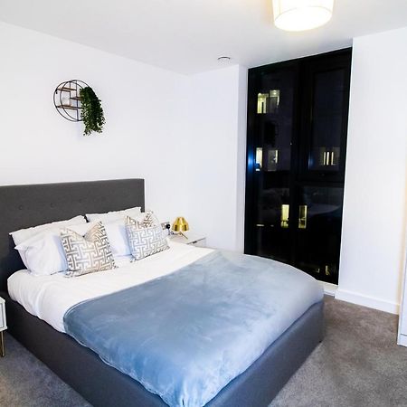 Beautiful Place - 2 Bedroom Apartment On Broad Street Birmingham Dış mekan fotoğraf