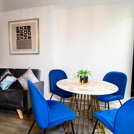 Beautiful Place - 2 Bedroom Apartment On Broad Street Birmingham Dış mekan fotoğraf