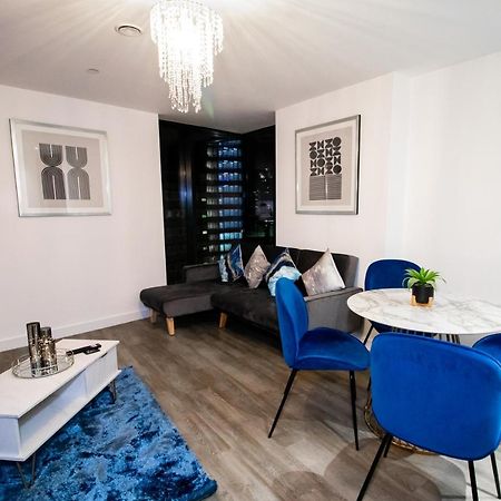 Beautiful Place - 2 Bedroom Apartment On Broad Street Birmingham Dış mekan fotoğraf
